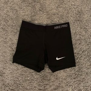 Black nike pros